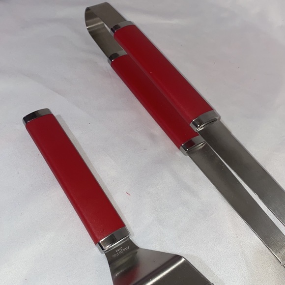 New Budweiser BBQ Tools - Picture 6 of 7